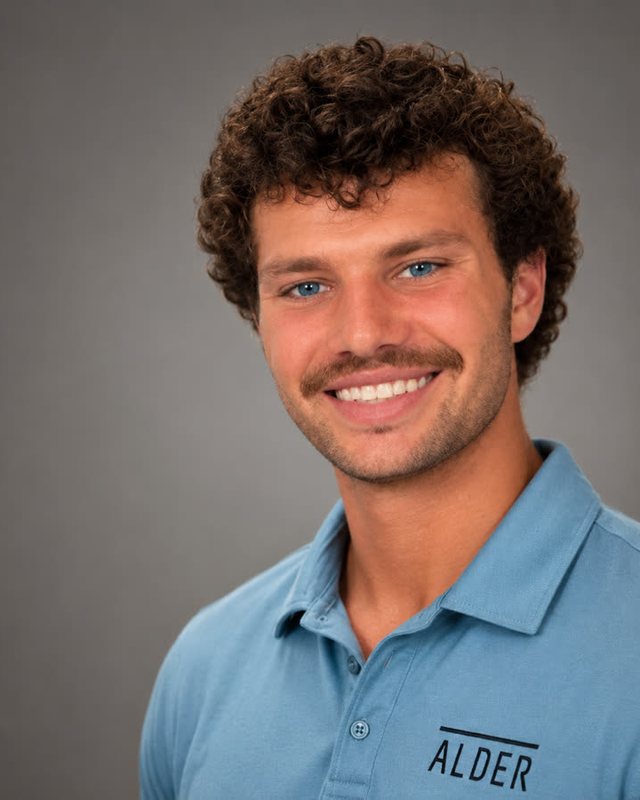 Cody DeNeui, Valor sales rep